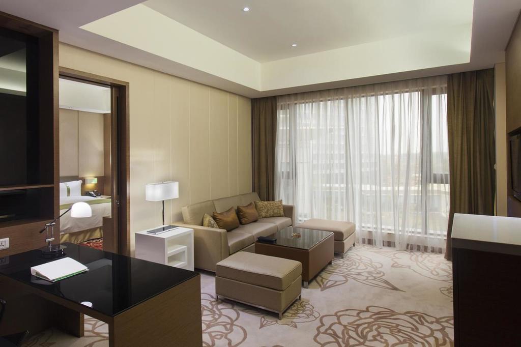 Holiday Inn Nanyang By Ihg Extérieur photo